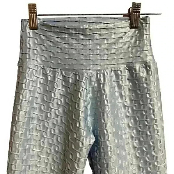 Muscle Sisters Leggings S Blue Frost Metallic Textured Athleisure Activewear NWT - Picture 5 of 9